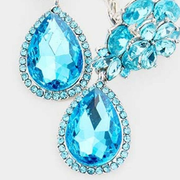 Flower Aqua Blue Crystal Teardrop Dangle Clip on Earrings - Picture 3 of 6